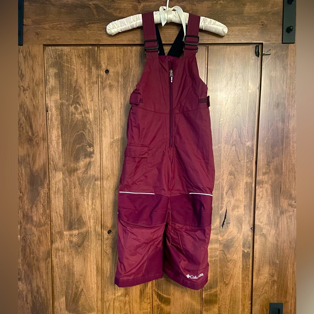 Columbia 4T snow ski pants / snow bib with expansion system